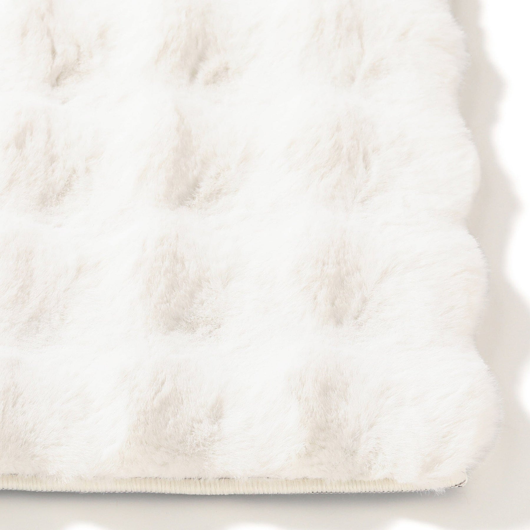 Pokomoko Fur Mf Rug S 1400 X 1000 Ivory
